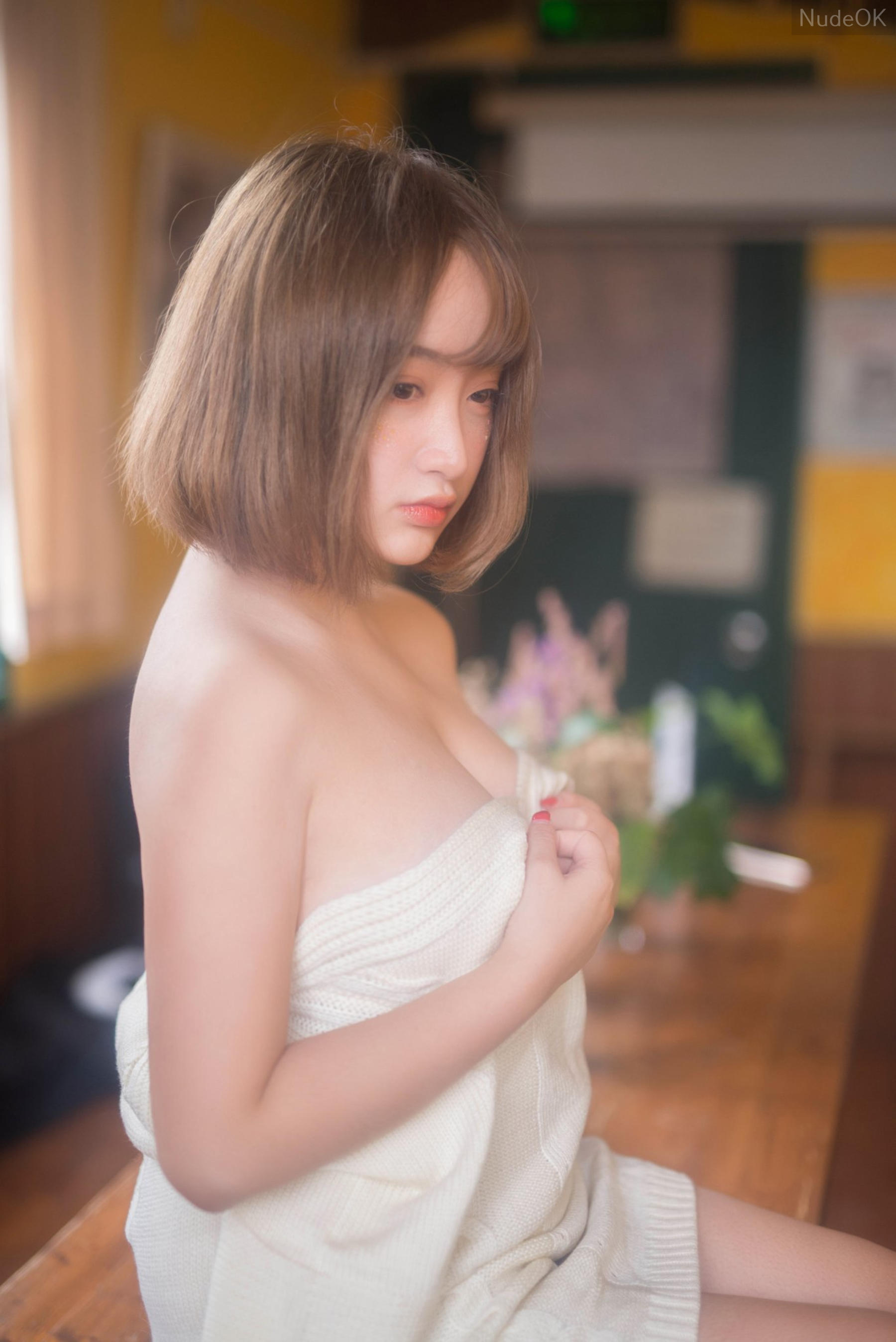 NudeOK.Com Sexy ass nipple chest female jav china model naked photo camera picture; 